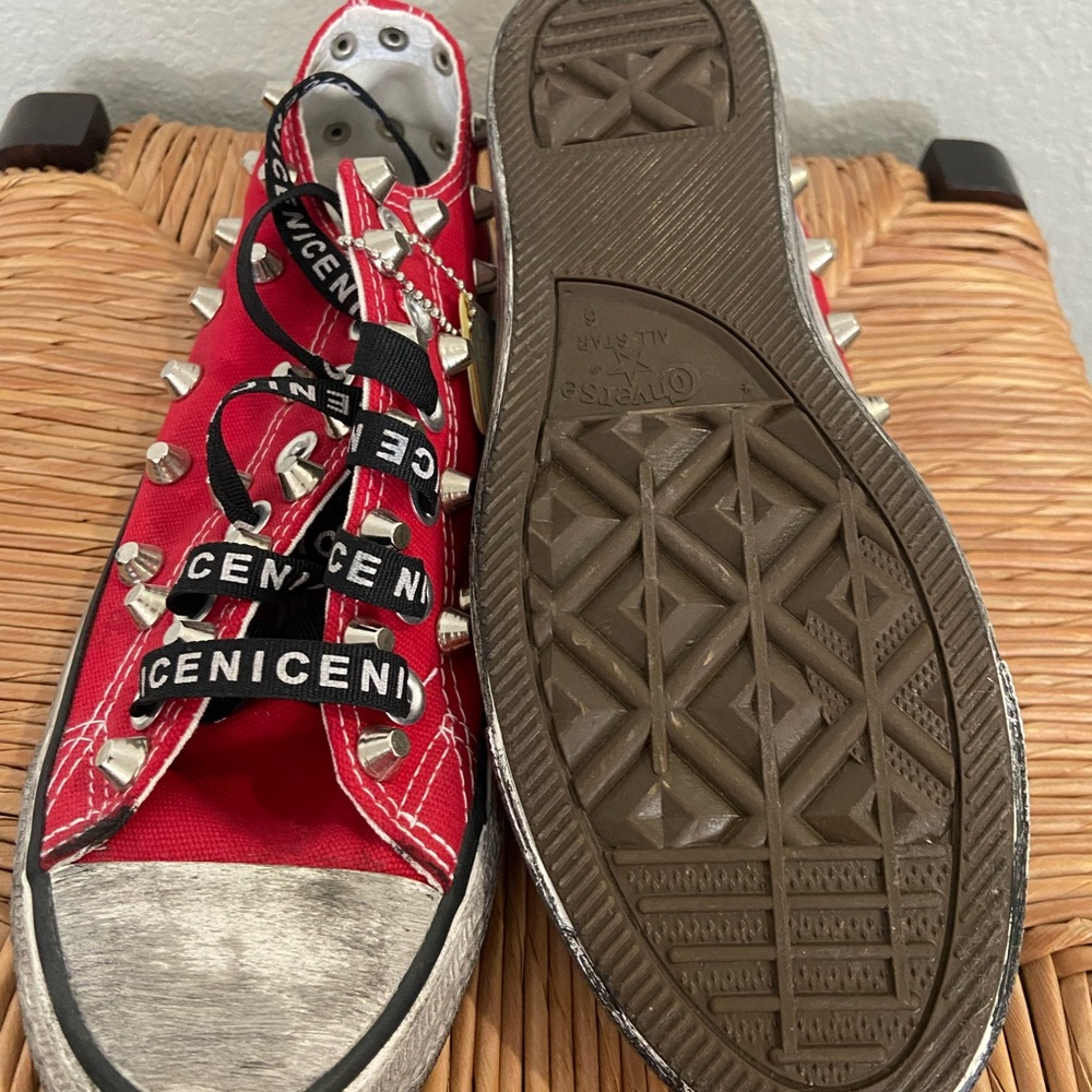 Converse - Picture 5 of 5